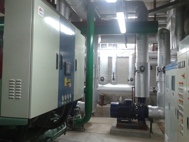 星河國(guó)際假日酒店中央空調(diào)、熱水項(xiàng)目