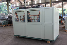 夏季到了，“宏星”牌風(fēng)冷螺桿冷水機組投入量產(chǎn)