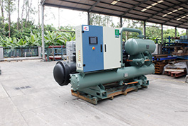 節(jié)能都選噴淋式螺桿冷水機組，減少一半制冷劑